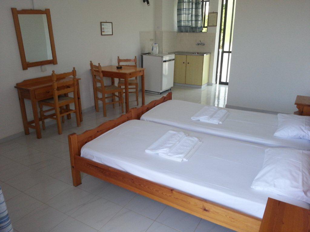 Ippokambos Rooms Плакиас Номер фото